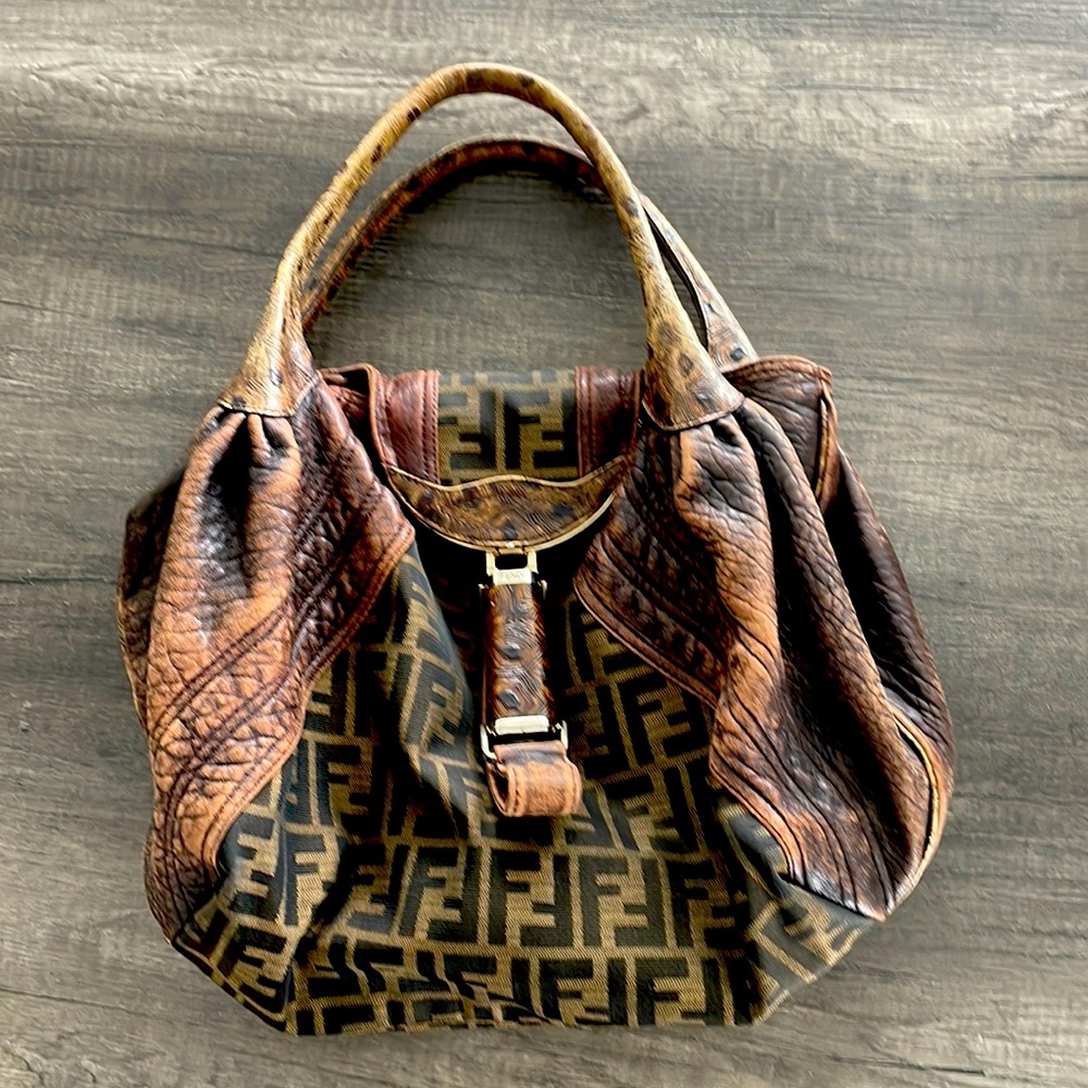 Authentic fendi tortuga spy bag